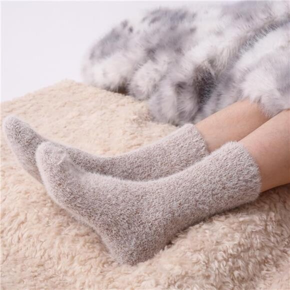 New 5 Pairs Fuzzy Soft Cozy Comfortable Socks for Women, Casual Sleep Comfy Sock - Picture 5 of 6